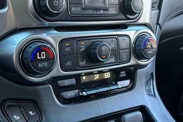 Used 2016 Chevrolet Suburban LT image 22