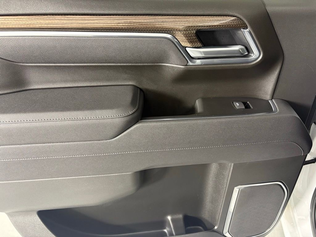 Used 2025 Chevrolet Silverado 1500 LT w/ Safety Package image 43