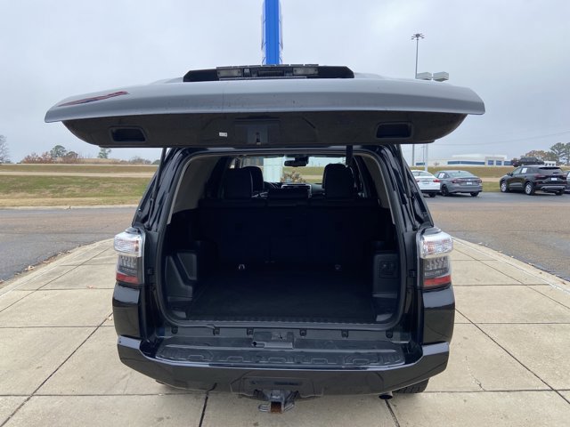 Used 2022 Toyota 4Runner SR5 Premium image 25