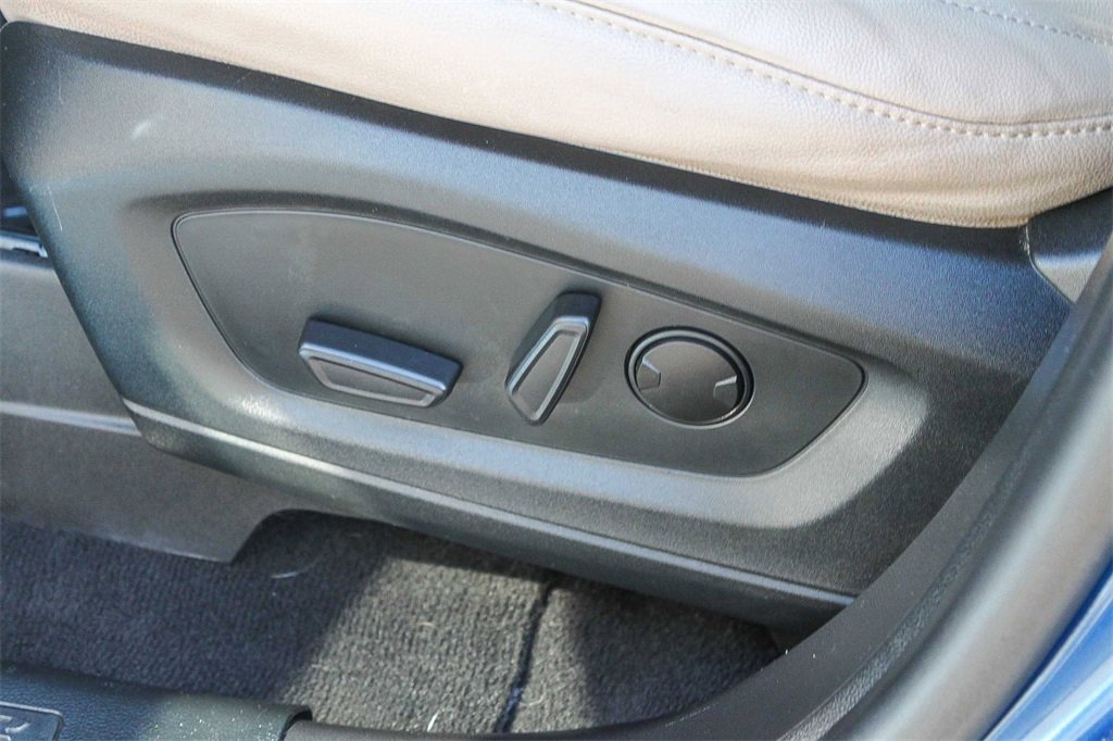 Used 2020 Ford Explorer XLT w/ Equipment Group 202A image 28