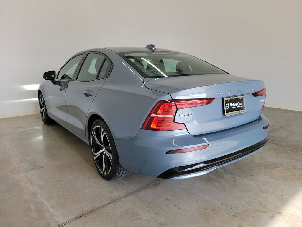 Used 2024 Volvo S60 B5 Core AWD/4WD image 7