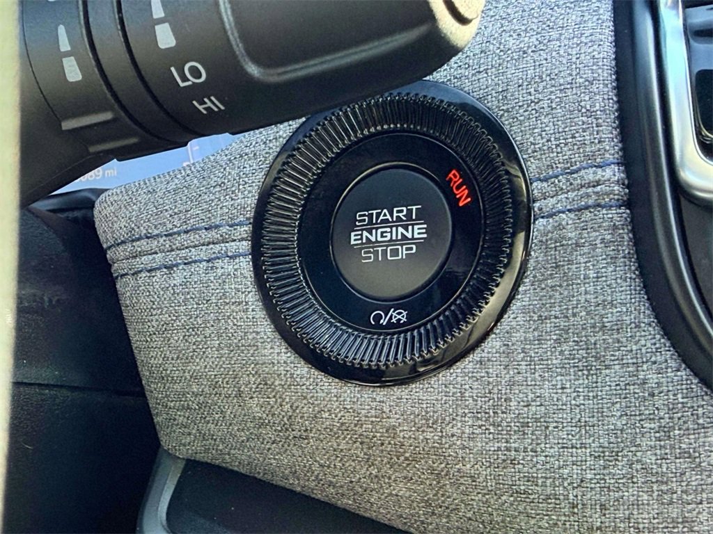 Used 2024 Jeep Compass Latitude image 20