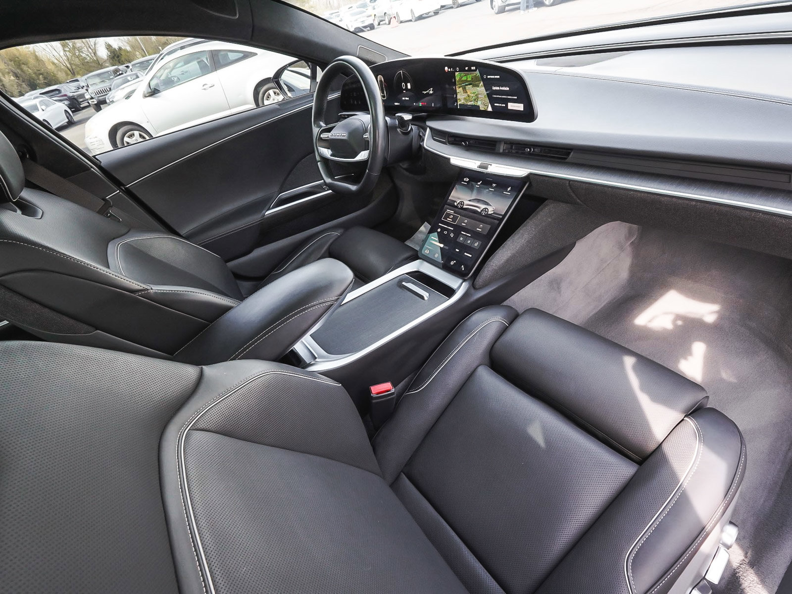 Used 2023 Lucid Air Touring AWD/4WD image 42