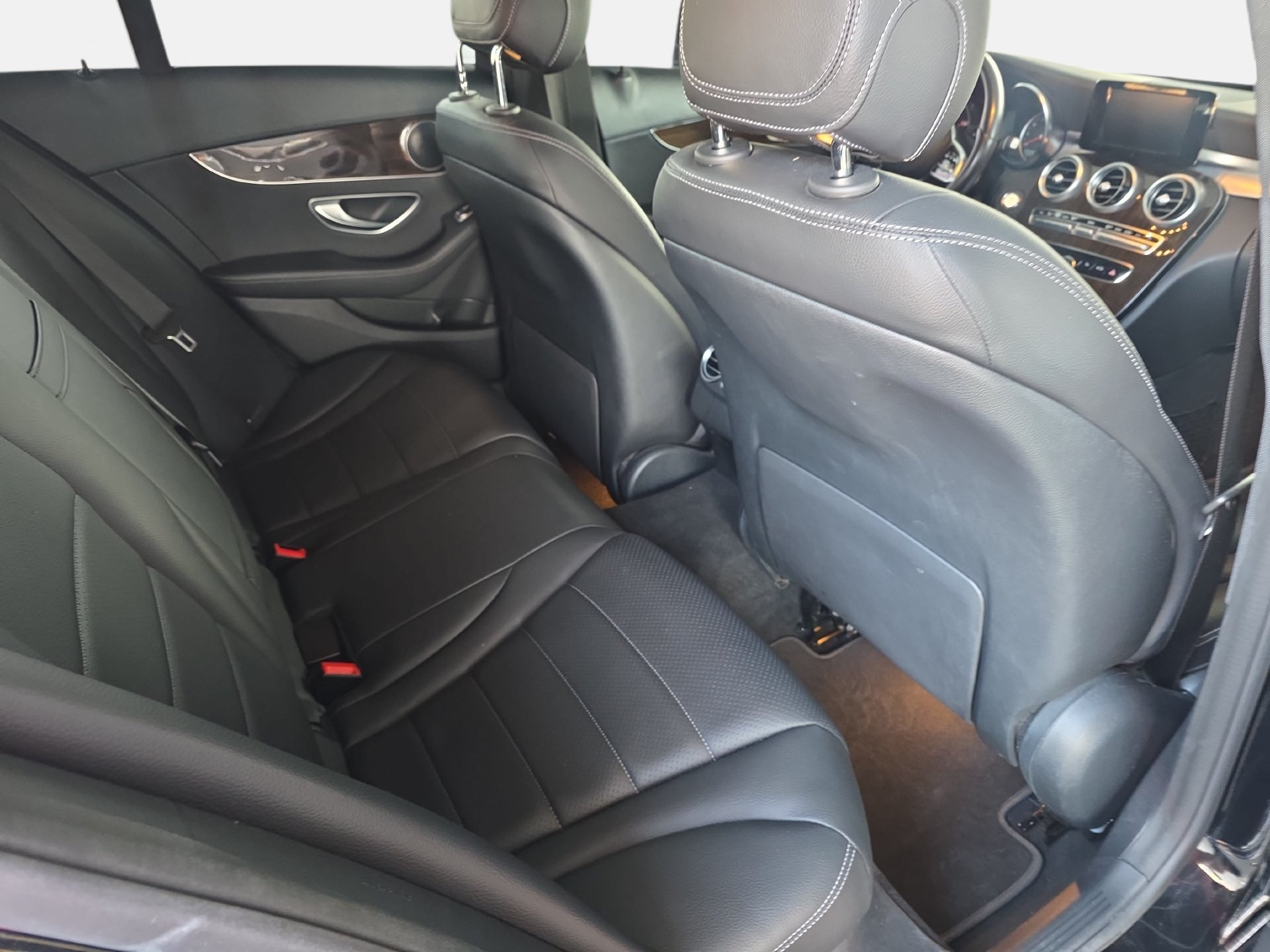 Used 2019 Mercedes-Benz C 300 4MATIC Sedan image 11