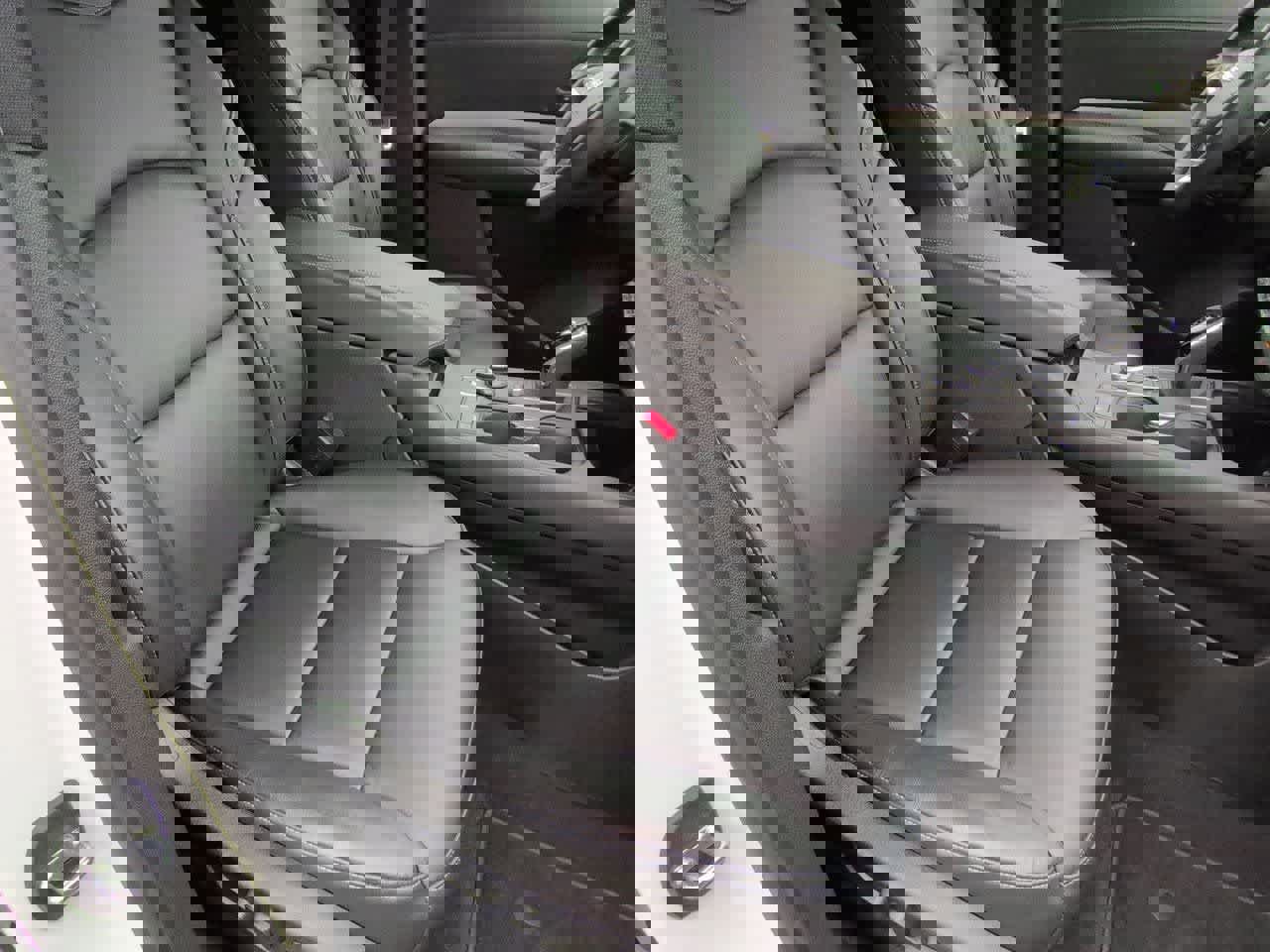 Used 2023 Cadillac XT4 Premium Luxury w/ Cold Weather Package image 21