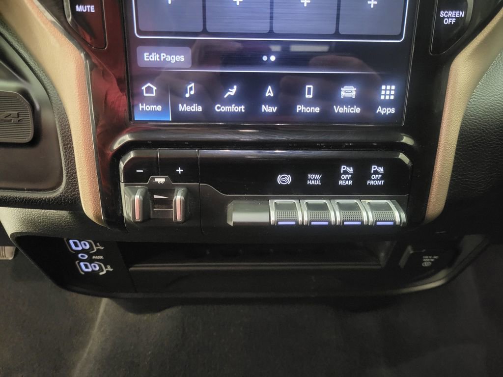 Used 2024 RAM 2500 Laramie w/ Safety Group AWD/4WD image 8
