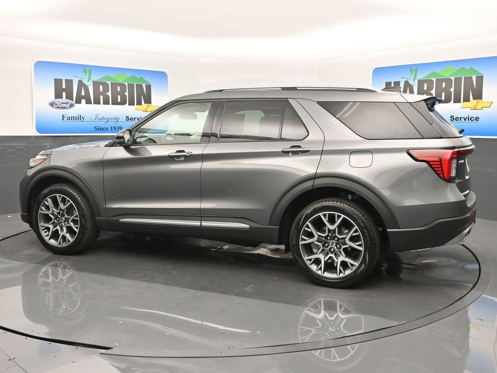 New 2025 Ford Explorer Platinum image 3
