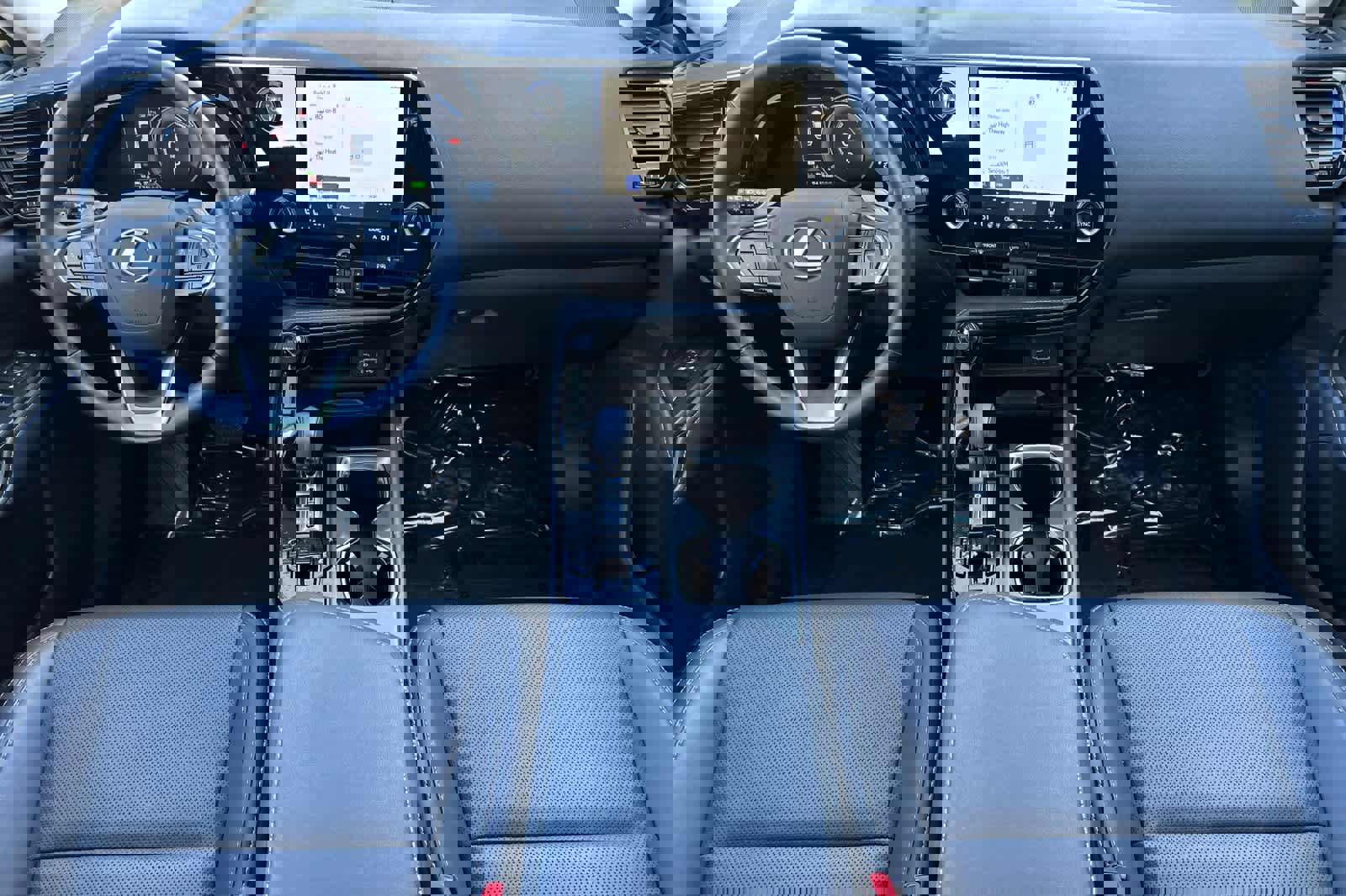 Used 2025 Lexus NX 350h AWD w/ Accessory Package (2T) image 3