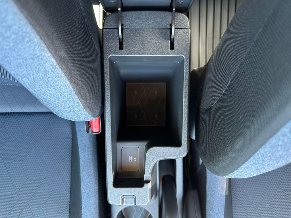 New 2025 Nissan Versa SV w/ Trunk Package image 19