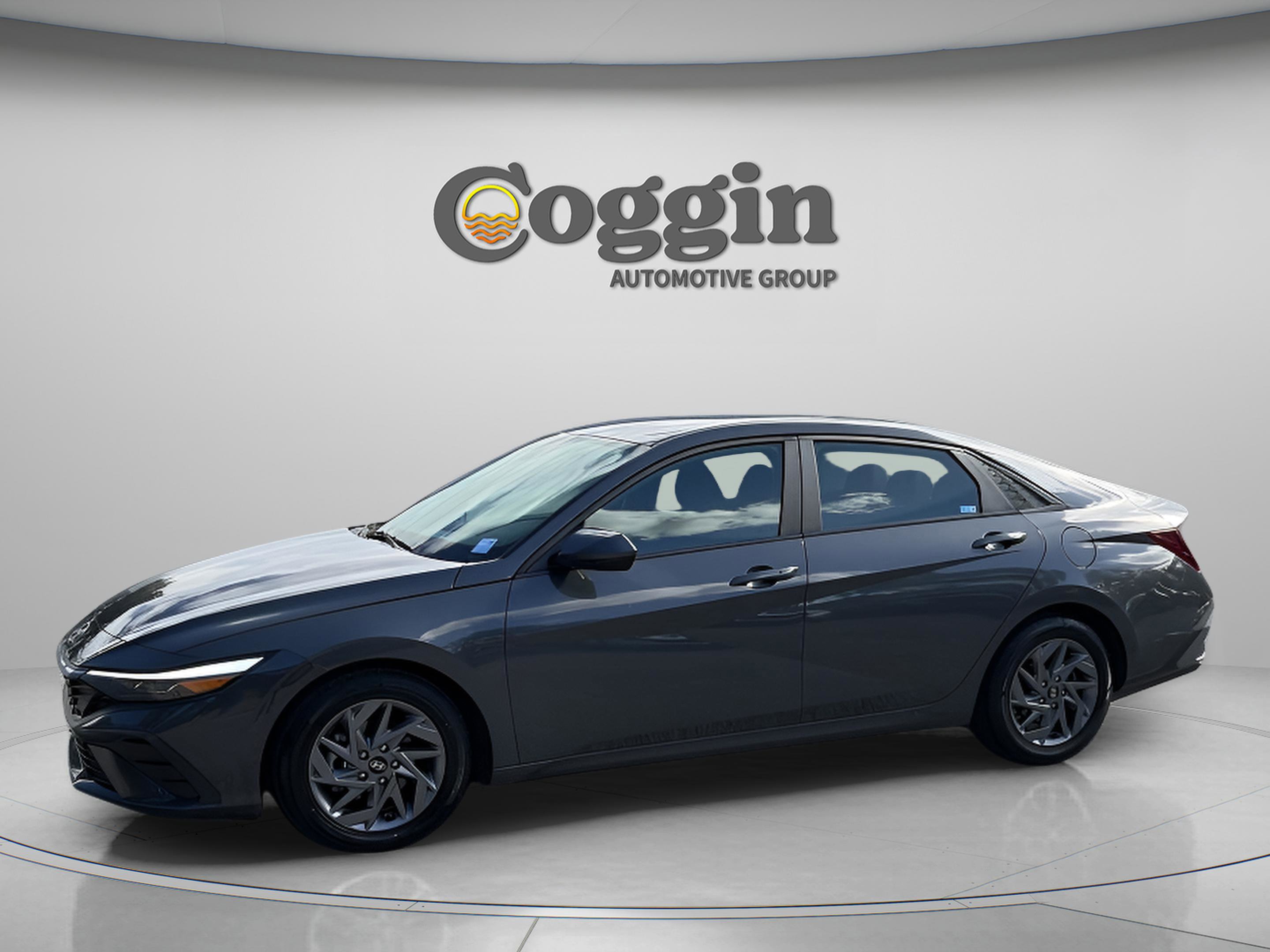 Used 2024 Hyundai Elantra SEL