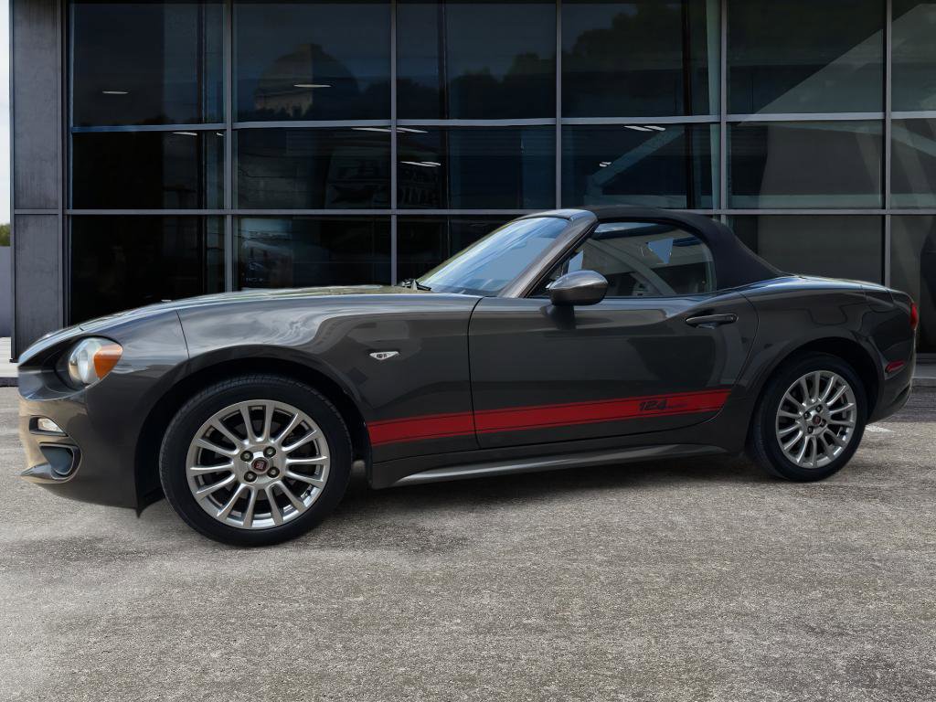 Used 2018 FIAT 124 Spider Classica w/ Technology Group image 4