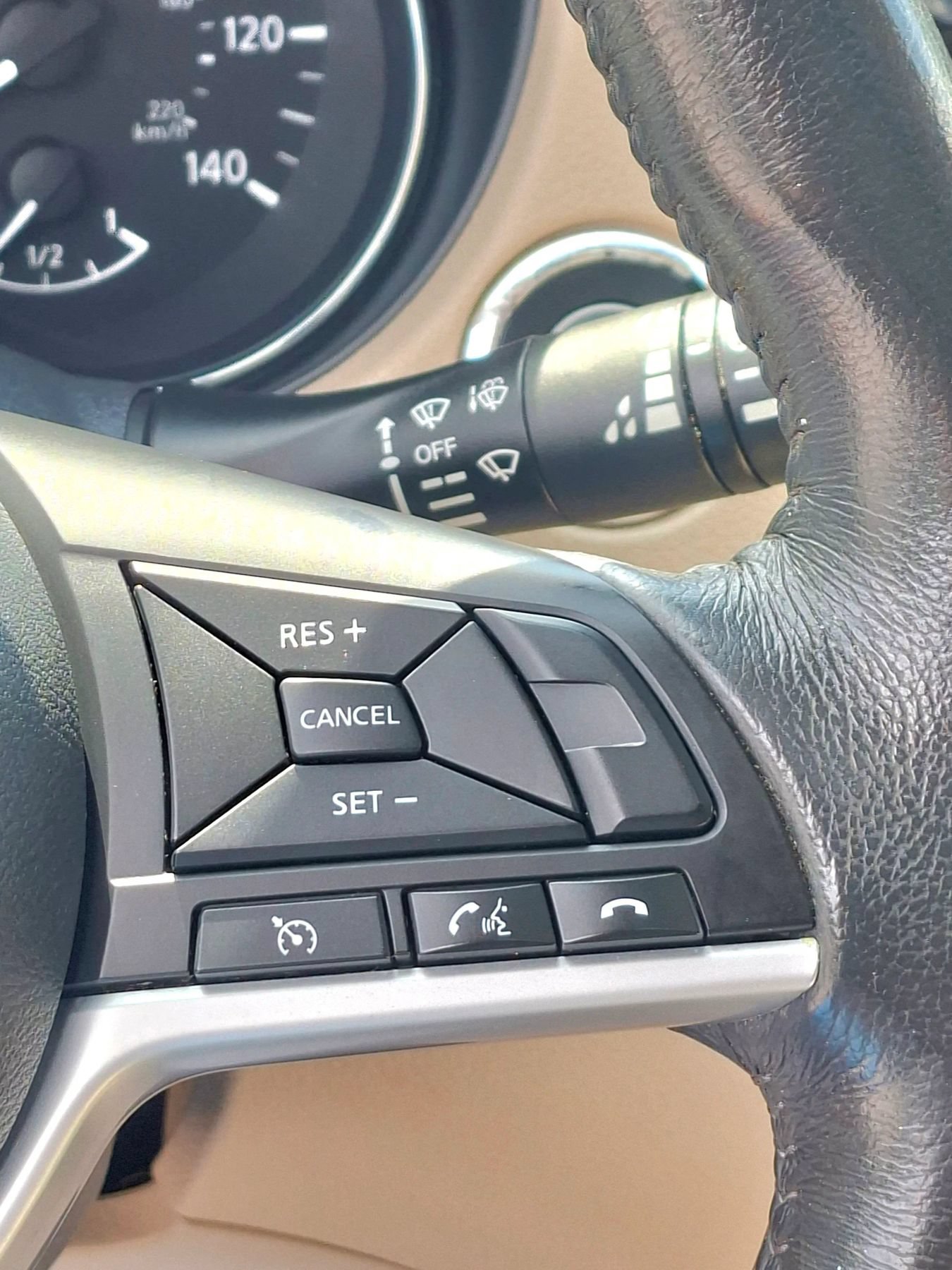 Used 2017 Nissan Rogue SL w/ SL Premium Package FWD image 24