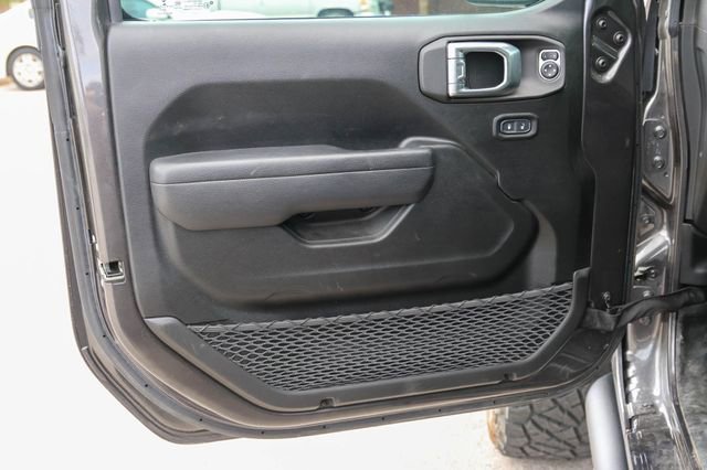 Used 2023 Jeep Gladiator Willys image 9