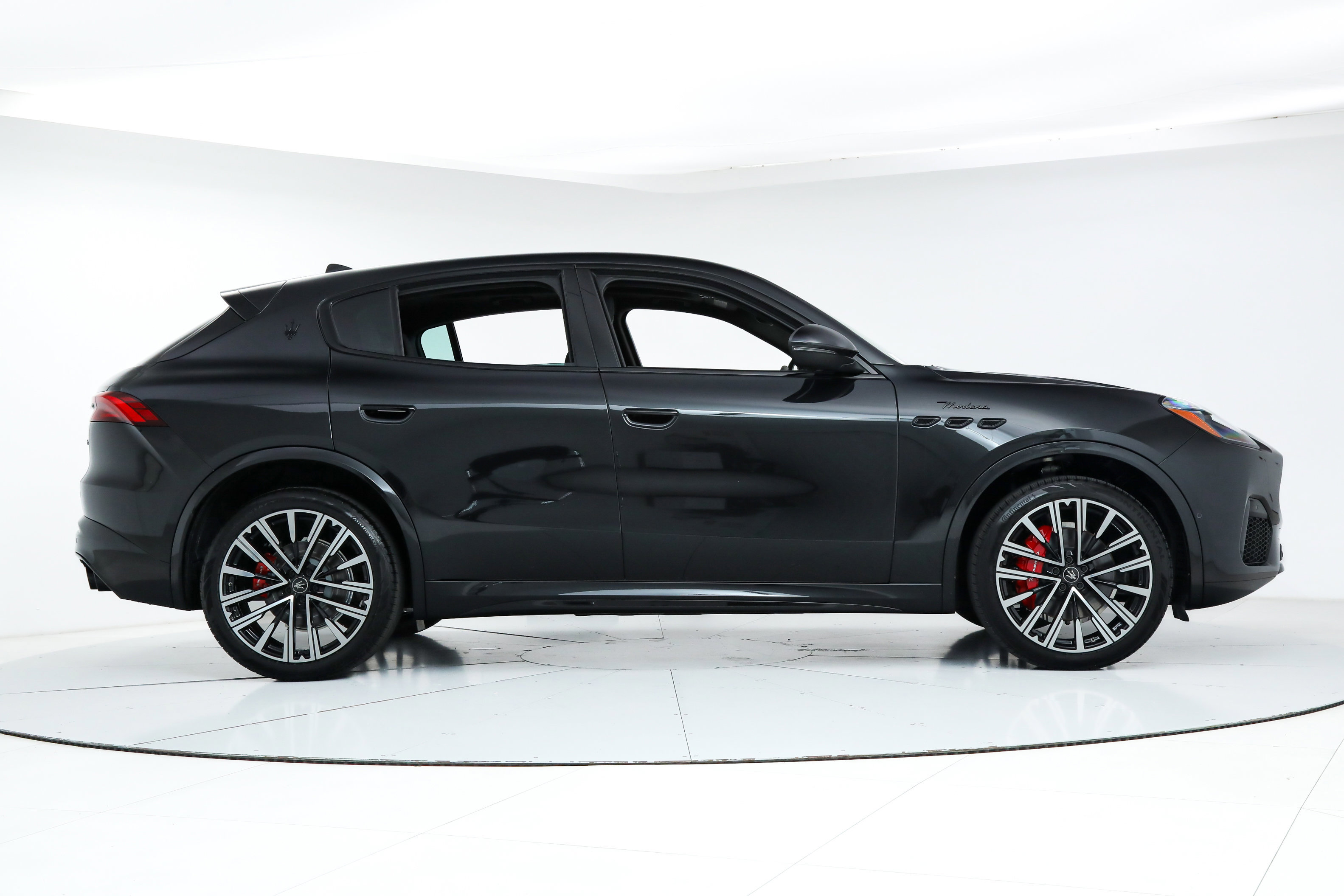 New 2025 Maserati Grecale Modena image 6