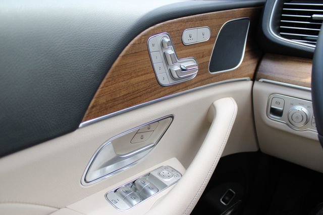 Used 2025 Mercedes-Benz GLE 350 4MATIC image 14