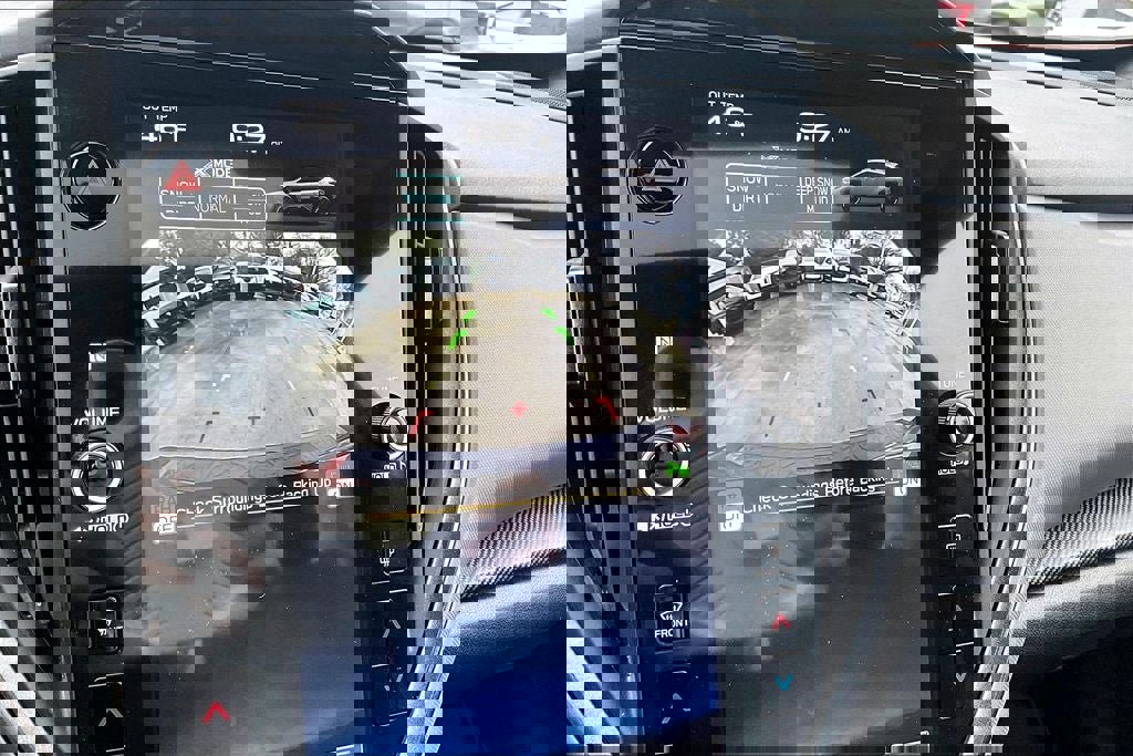 Used 2025 Subaru Crosstrek 2.5i Wilderness image 24