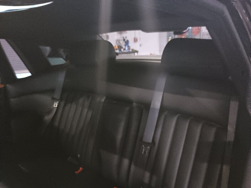 Used 2009 Rolls-Royce Phantom Sedan RWD image 35