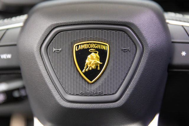 Used 2021 Lamborghini Urus image 77