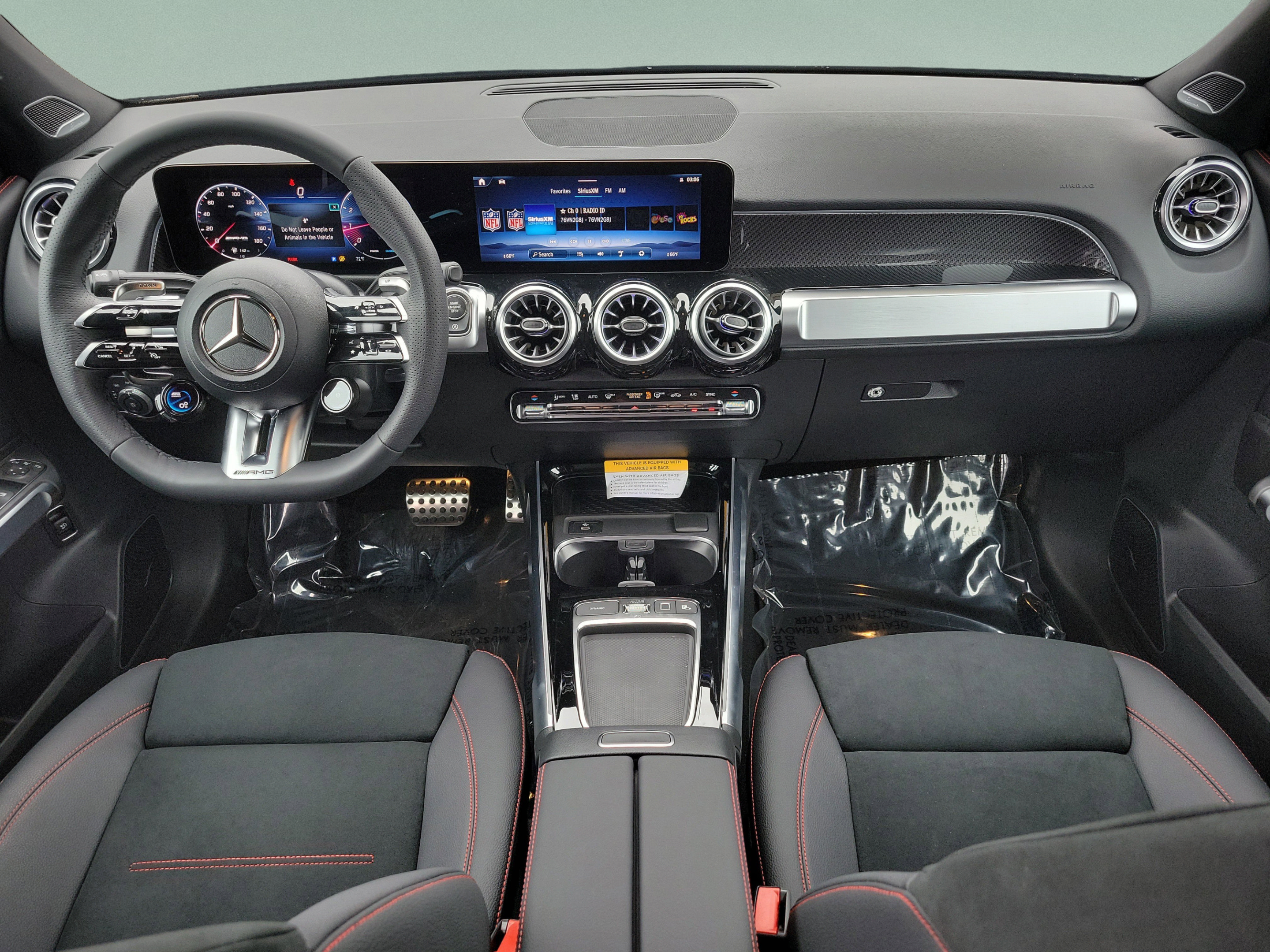 Certified 2026 Mercedes-Benz GLB 35 AMG 4MATIC image 11