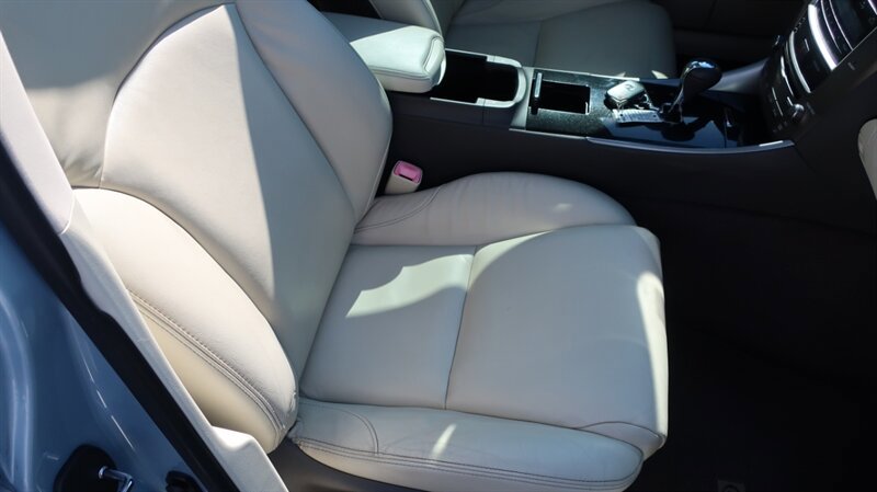 Used 2012 Lexus IS 250 RWD image 30