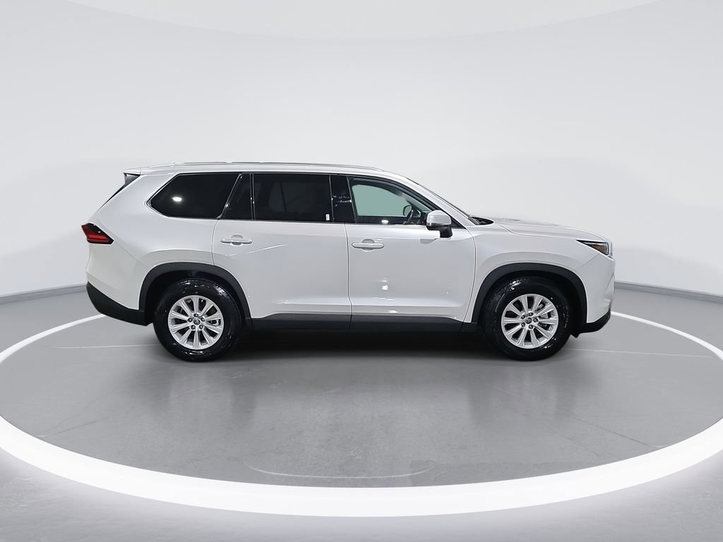Used 2024 Toyota Grand Highlander XLE image 9
