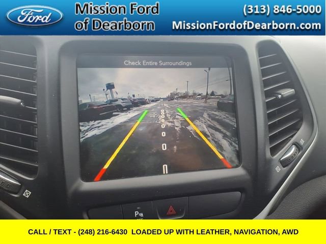 Used 2018 Jeep Cherokee Overland image 12