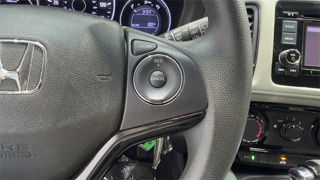 Used 2022 Honda HR-V LX image 27