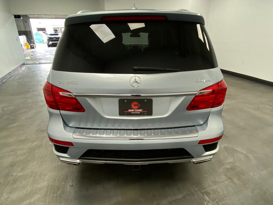 Used 2015 Mercedes-Benz GL 550 4MATIC image 5