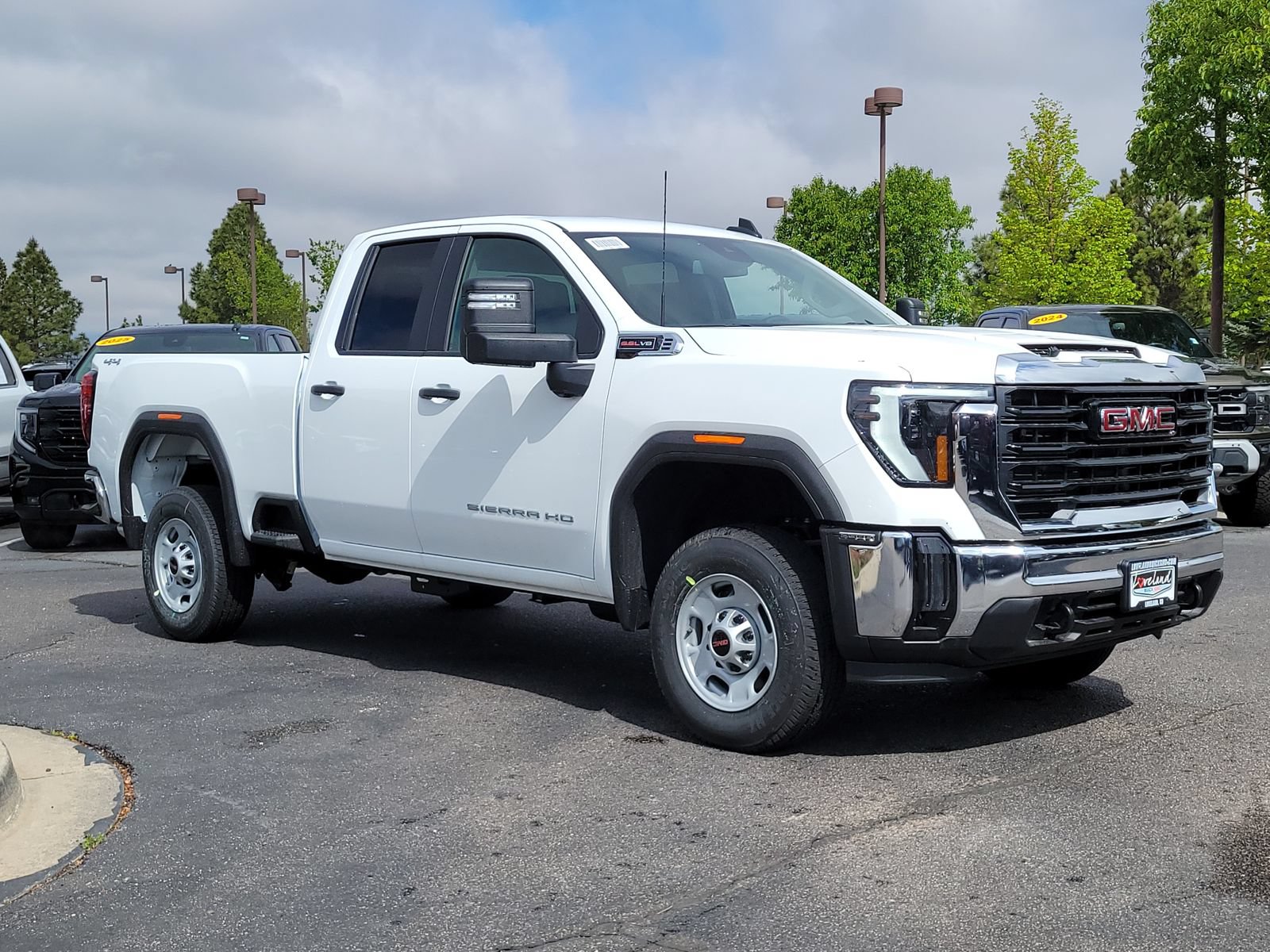 New 2026 GMC Sierra 2500 Pro AWD/4WD image 1