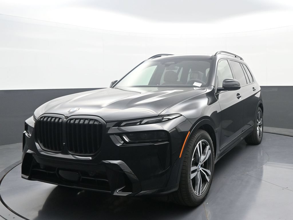 New 2027 BMW X7 xDrive40i w/ M Sport Package