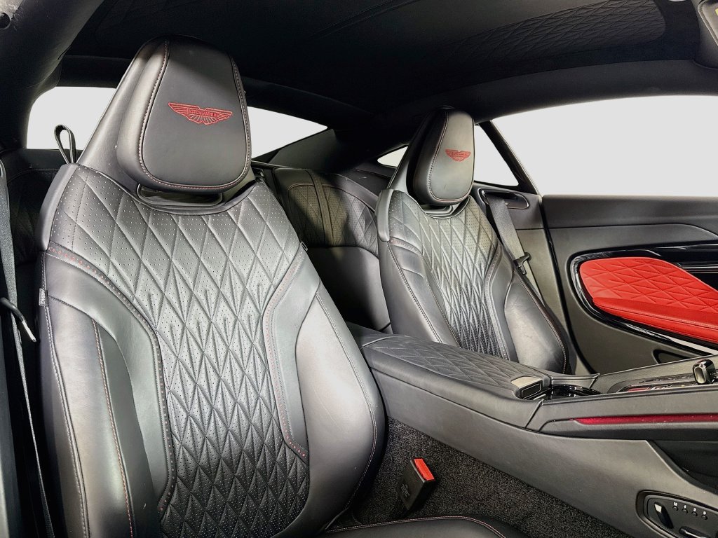 Used 2024 Aston Martin DB12 Coupe RWD image 17