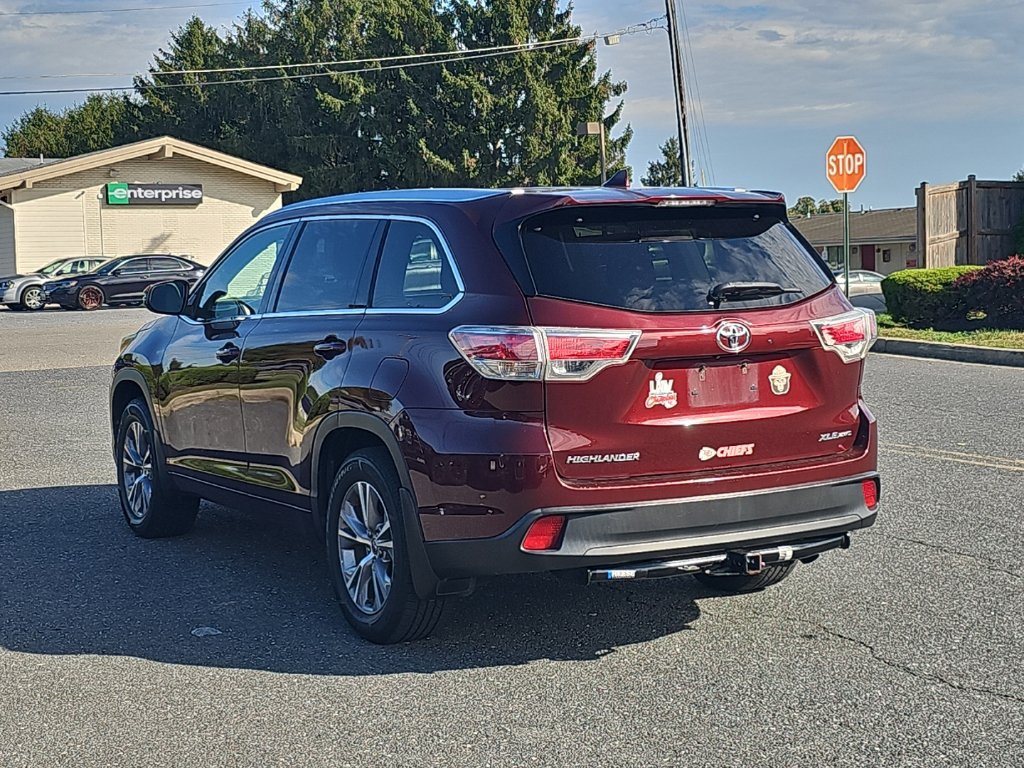 Used 2015 Toyota Highlander XLE AWD/4WD image 15