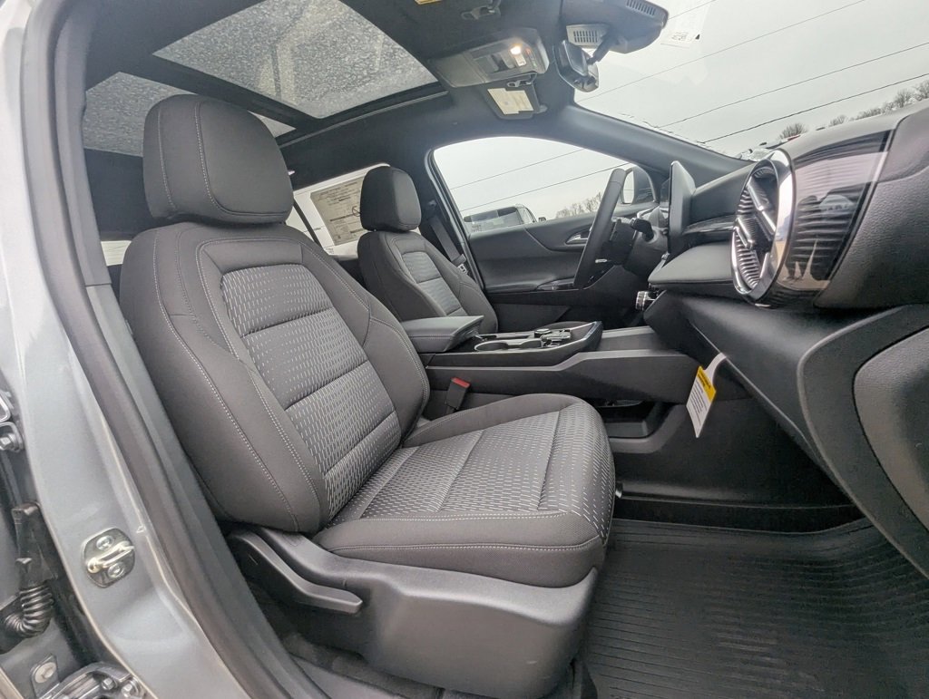 New 2026 Chevrolet Equinox LT image 13