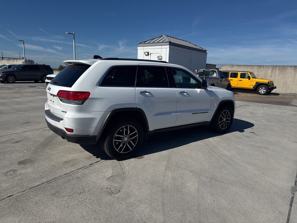 Used 2018 Jeep Grand Cherokee Limited w/ Luxury Group II image 5