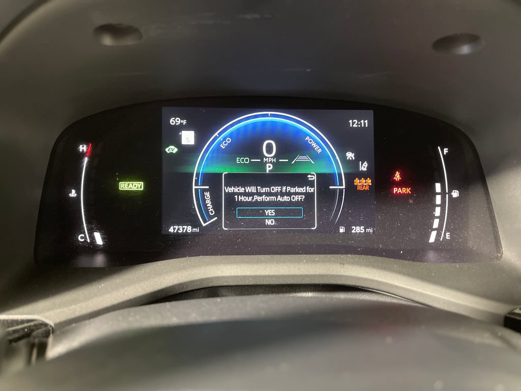 Certified 2025 Toyota Camry SE FWD image 18