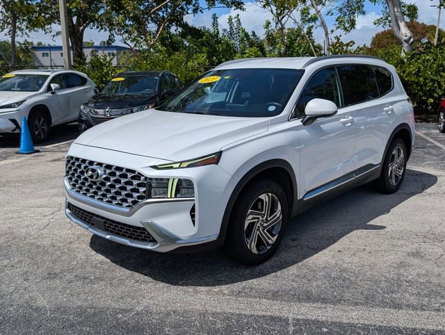 Used 2021 Hyundai Santa Fe SEL FWD image 3