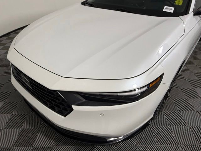Used 2023 Honda Accord Touring image 10
