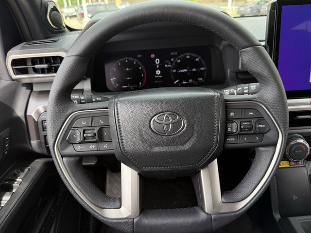 New 2026 Toyota 4Runner TRD Off-Road Premium AWD/4WD image 13