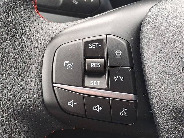 Certified 2024 Ford Escape ST-Line w/ Tech Pack #1 AWD/4WD image 17
