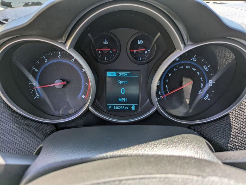 Used 2013 Chevrolet Cruze LT FWD image 19