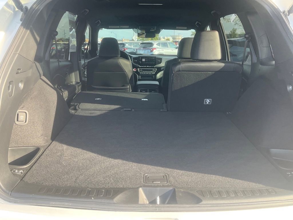 Used 2024 Honda Passport Black Edition image 32