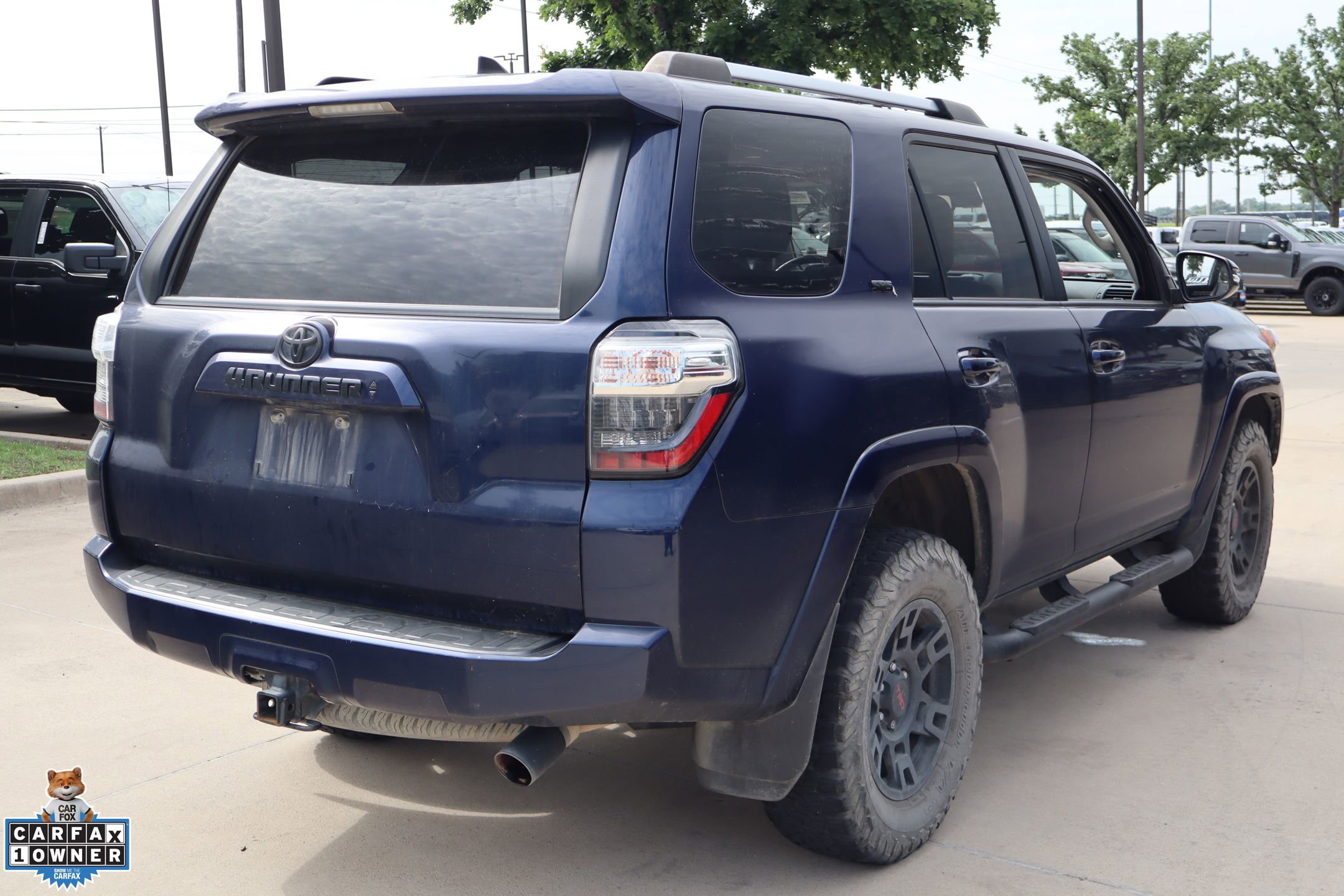 Used 2021 Toyota 4Runner SR5 Premium w/ Moonroof Package AWD/4WD image 3