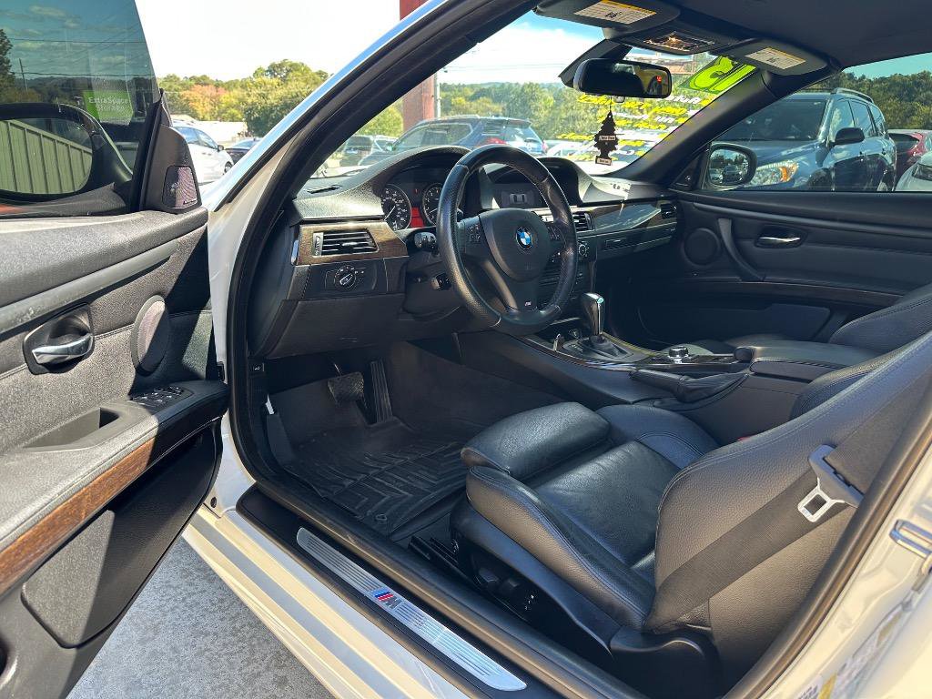 Used 2013 BMW 335i Convertible image 5