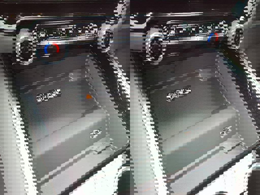 New 2026 Chevrolet Suburban Premier image 23