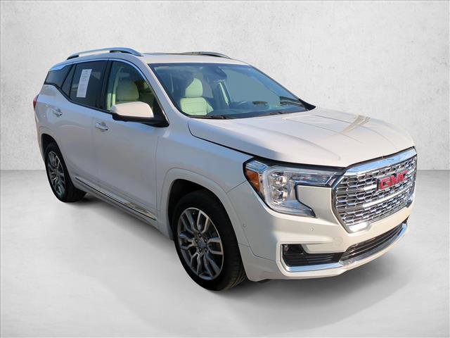 Used 2023 GMC Terrain Denali w/ Denali Premium Package video 3