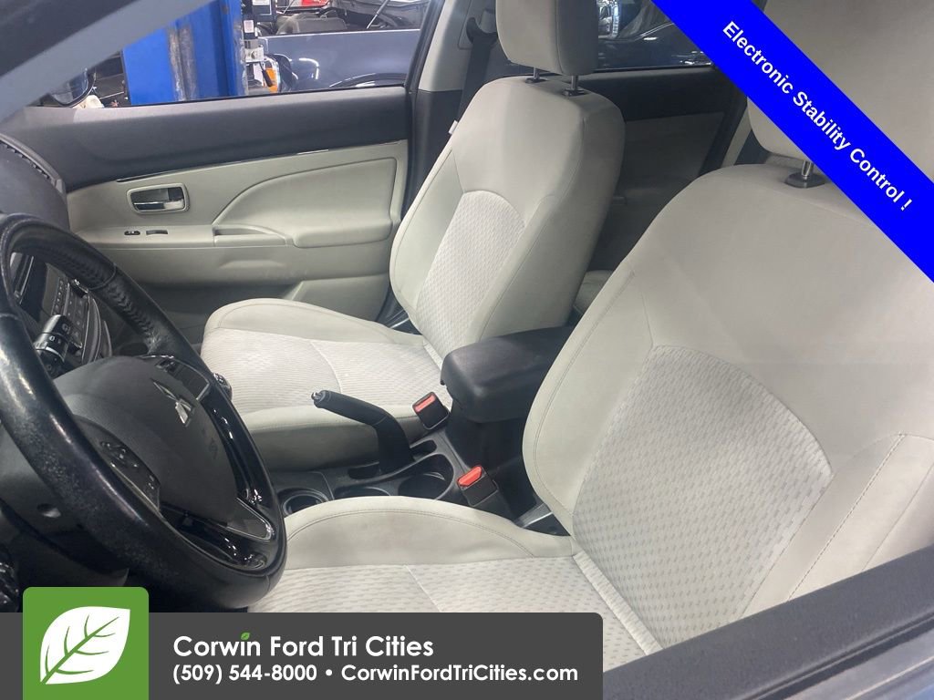 Used 2017 Mitsubishi Outlander Sport ES image 5