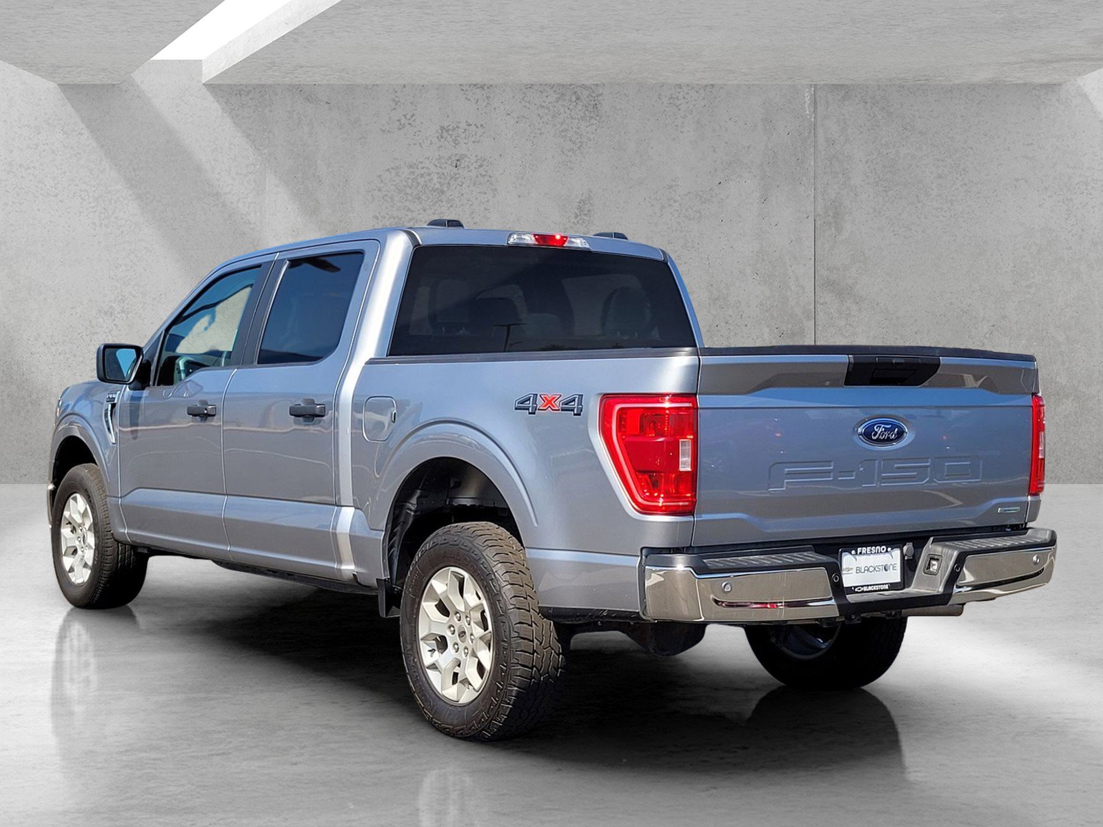Used 2023 Ford F150 XLT image 6