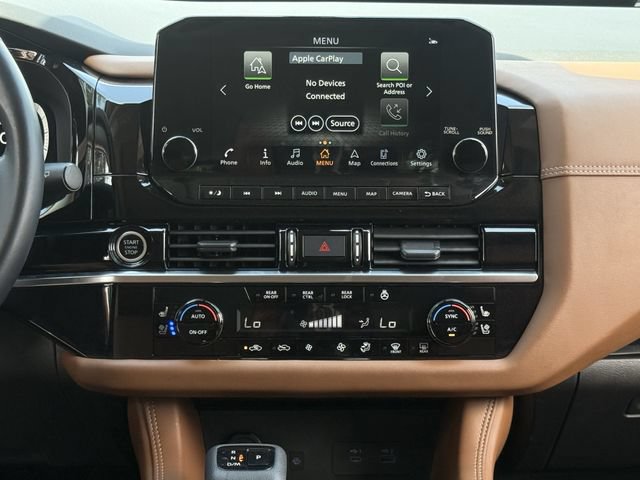 Used 2023 Nissan Pathfinder Platinum w/ Cargo Package AWD/4WD image 16