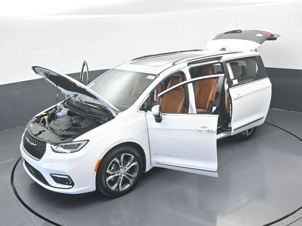 New 2026 Chrysler Pacifica Pinnacle FWD image 64