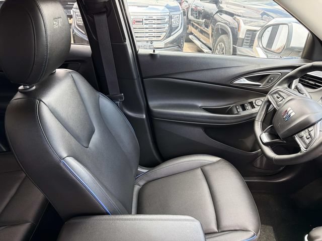 Used 2025 Buick Encore GX Sport Touring w/ Comfort Package FWD image 13